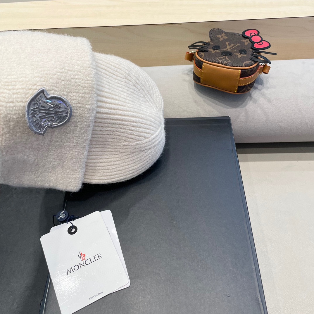 MONCLER蒙口2024早秋简约针织毛线帽毛绒材质非常百搭