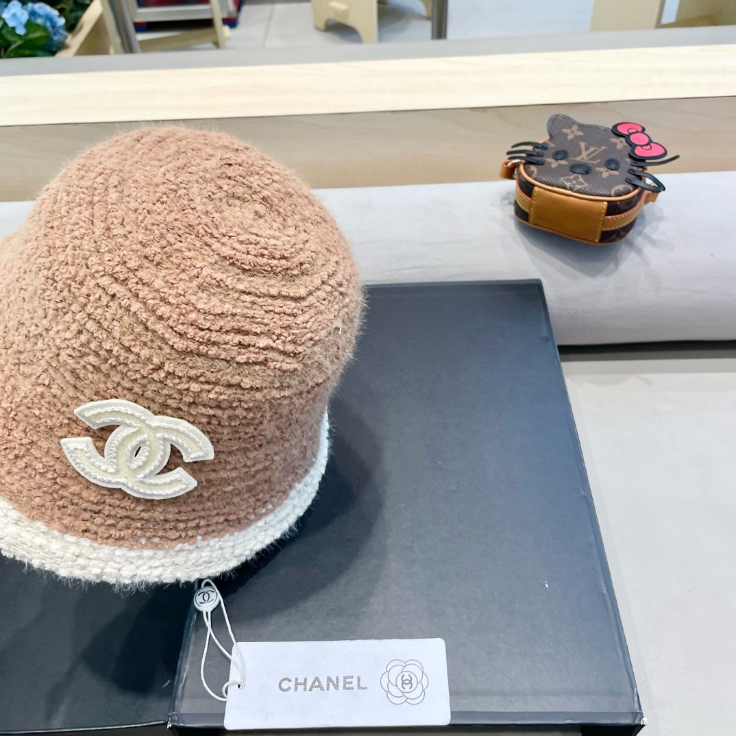 Chanel香奈儿毛绒渔夫帽女秋冬保暖时尚水桶帽子素颜拼色针织盆帽显脸小