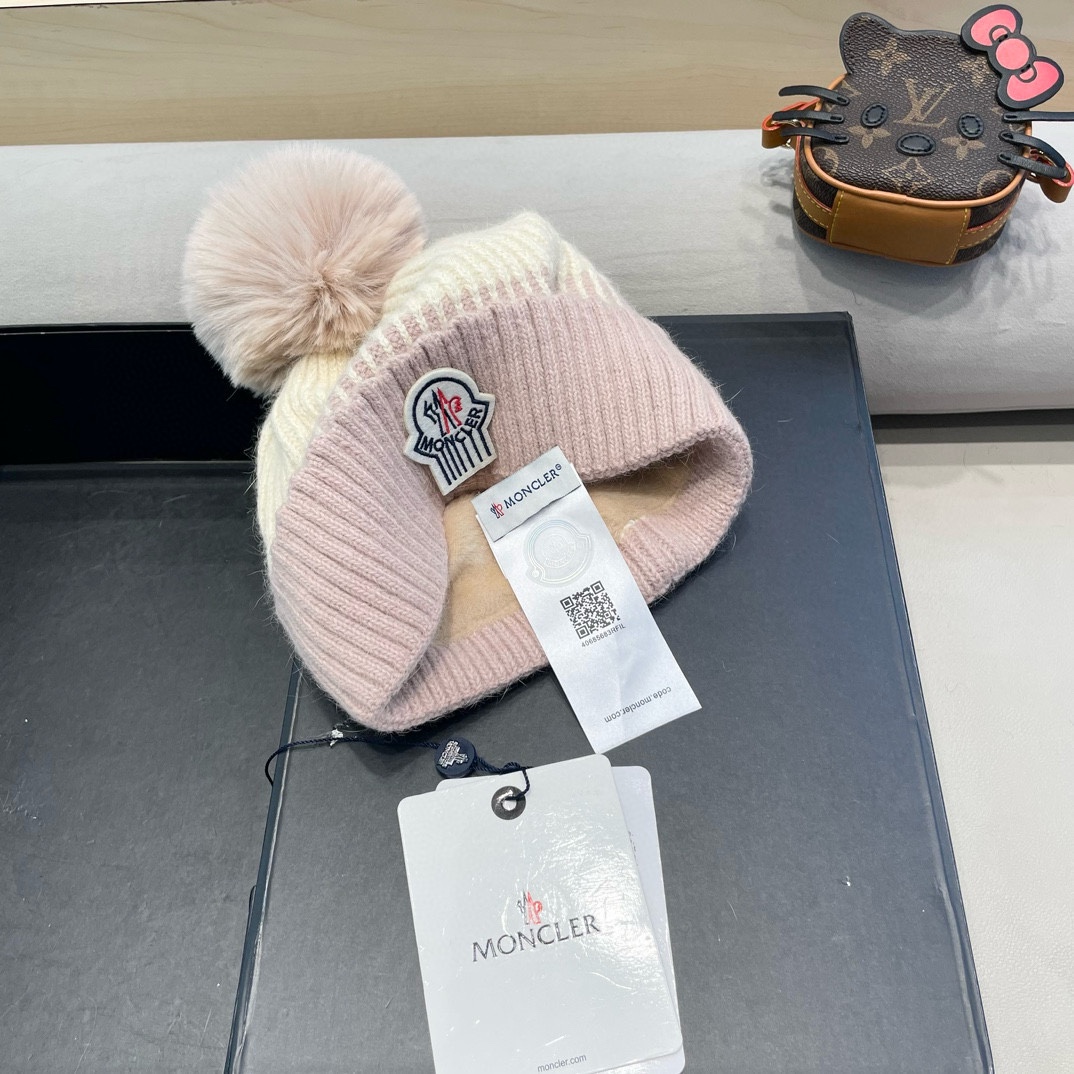 蒙口MONCLER甜美毛球毛线帽子女秋冬季拼色条纹针织帽学生套头帽大头护耳冷帽