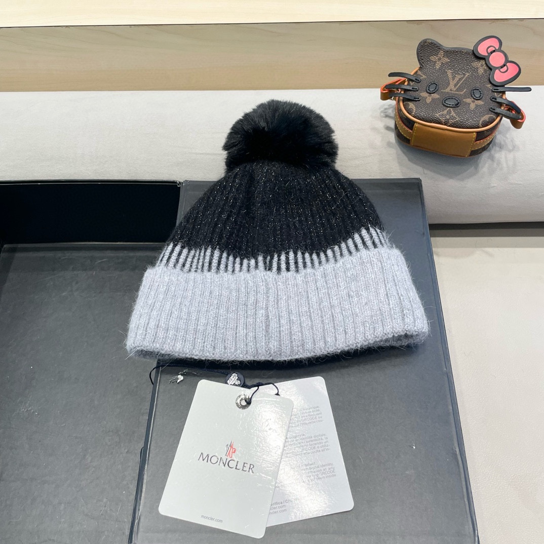 蒙口MONCLER甜美毛球毛线帽子女秋冬季拼色条纹针织帽学生套头帽大头护耳冷帽
