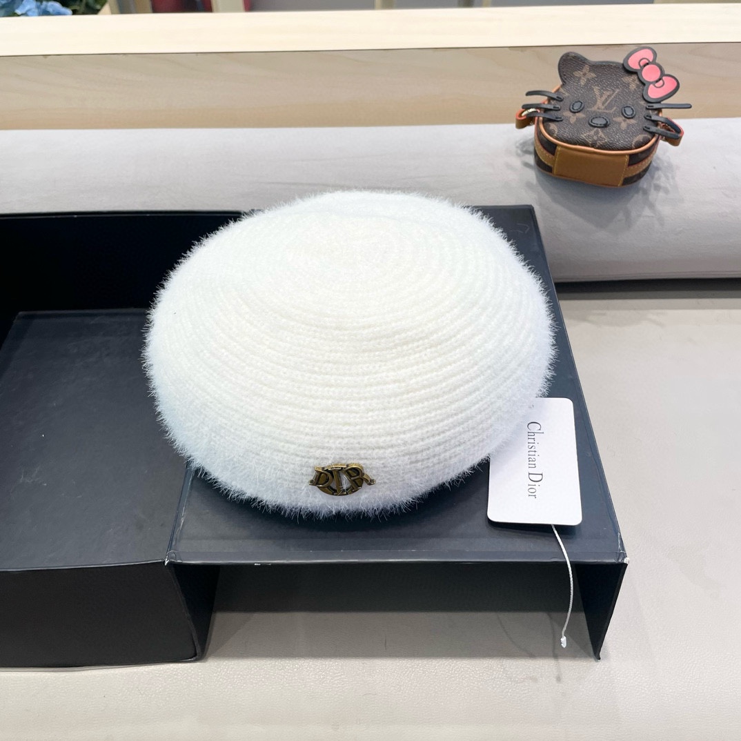 DIOR迪奥贝雷帽百搭可爱圆顶甜美蓓蕾帽显脸小日系保暖逛街出游八角帽