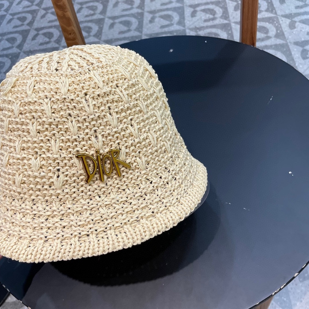 Dior迪奥新款原单渔夫帽精致純也格调很有感觉很酷很时尚质量超赞