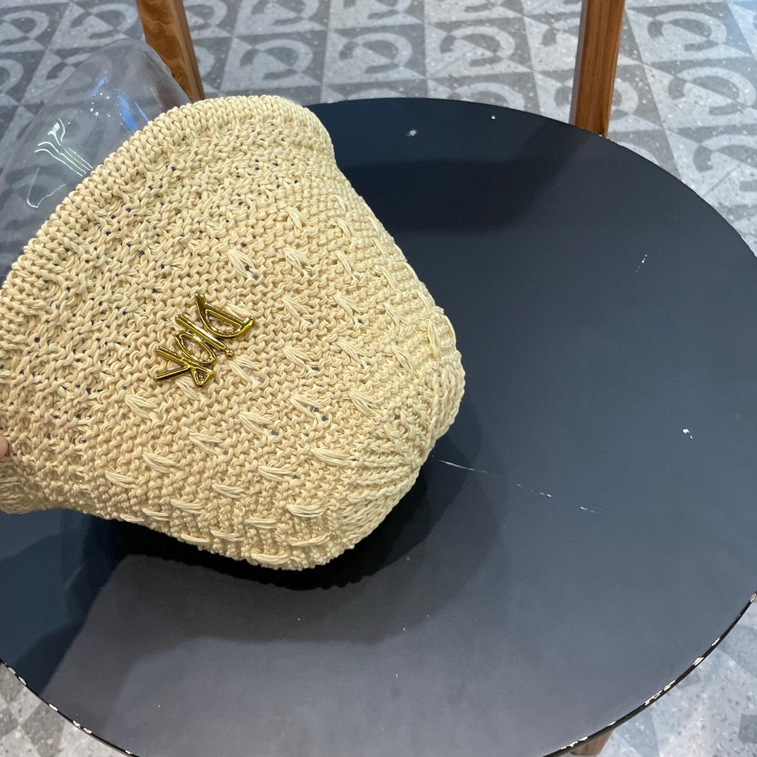 Dior迪奥新款原单渔夫帽精致純也格调很有感觉很酷很时尚质量超赞