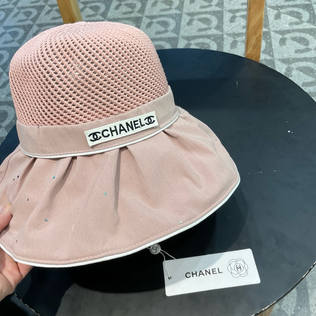 CHANEL香奈儿2024新款小香风褶皱款渔夫帽简约大气防晒设计可折叠的一款