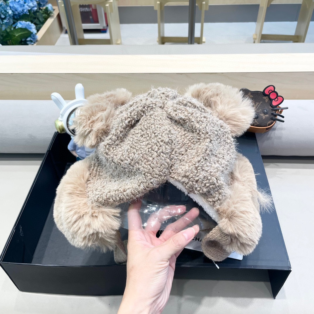 Chanel甜酷小羊羊羔毛发带甜美可爱保暖护耳耳罩女