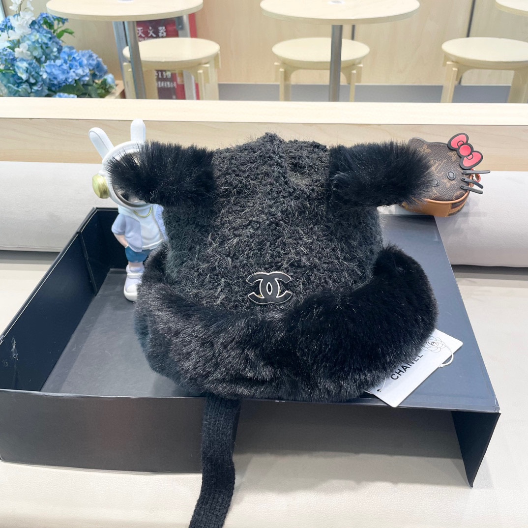 Chanel甜酷小羊羊羔毛发带甜美可爱保暖护耳耳罩女