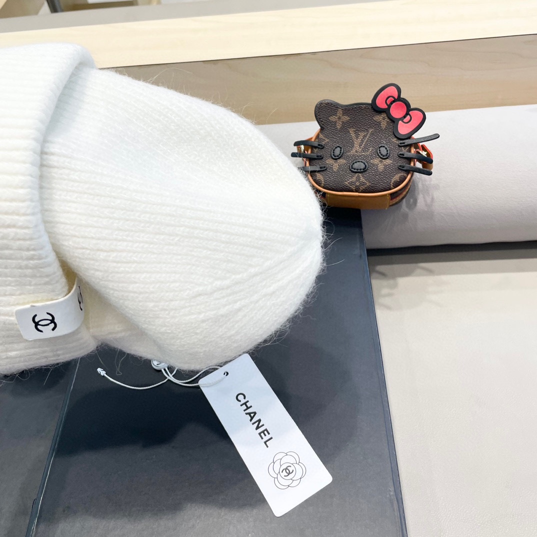 Chanel香奈儿秋冬新款毛线帽兔毛面料内标齐全