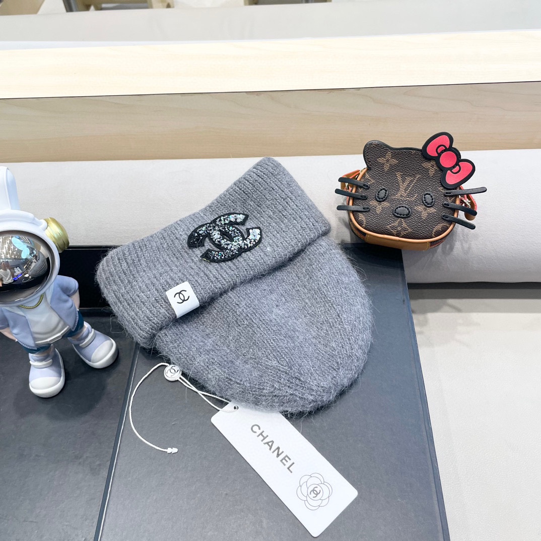 Chanel香奈儿秋冬新款毛线帽兔毛面料内标齐全