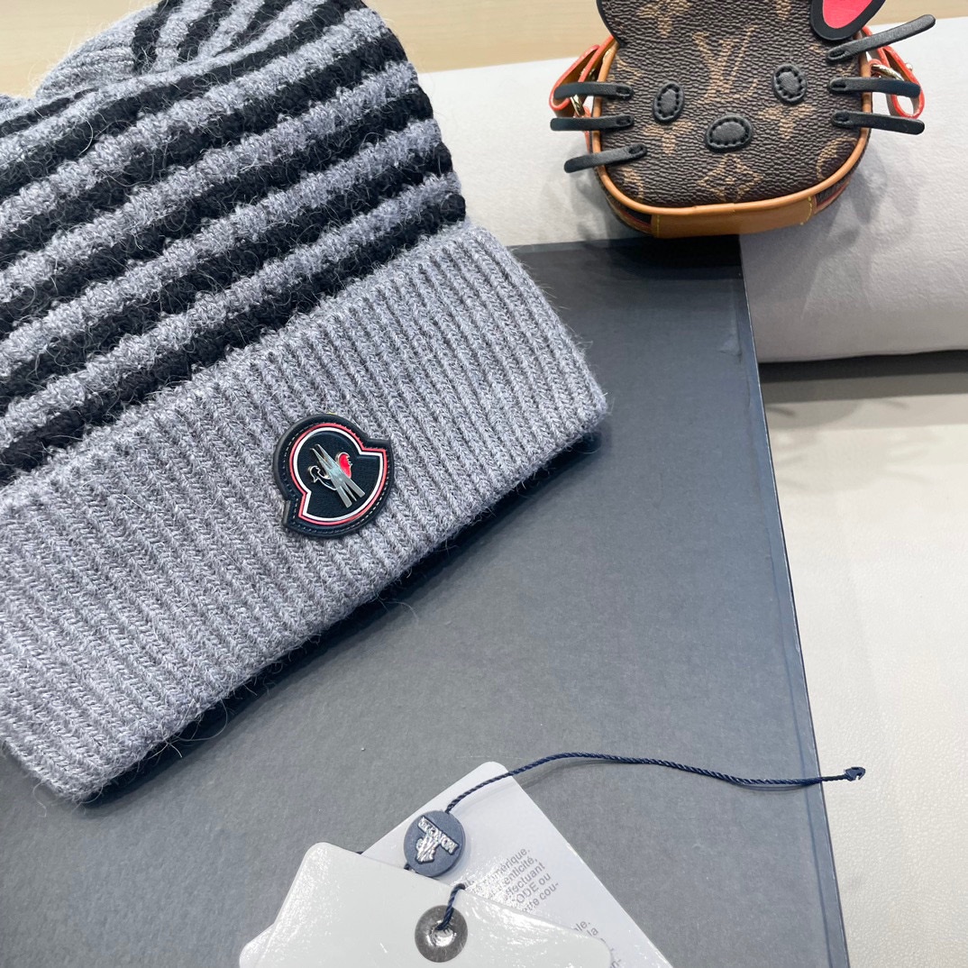  moncler女士针织格子羊绒帽保暖宽檐圆顶银丝帽时尚新款帽子现货