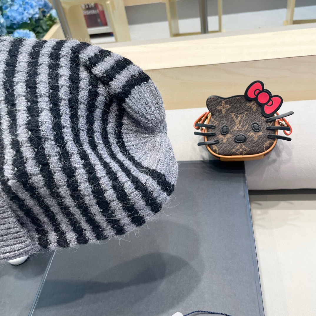  moncler女士针织格子羊绒帽保暖宽檐圆顶银丝帽时尚新款帽子现货