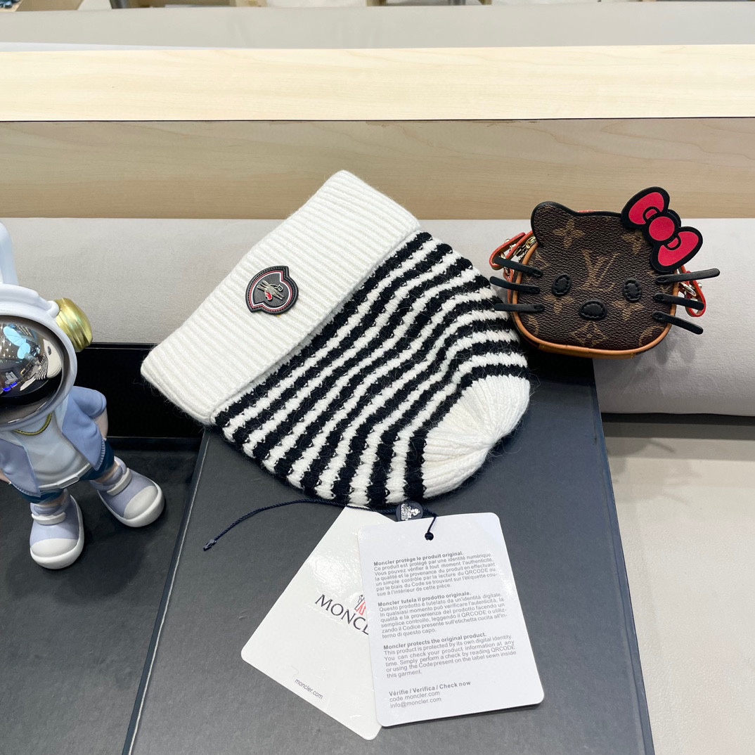  moncler女士针织格子羊绒帽保暖宽檐圆顶银丝帽时尚新款帽子现货