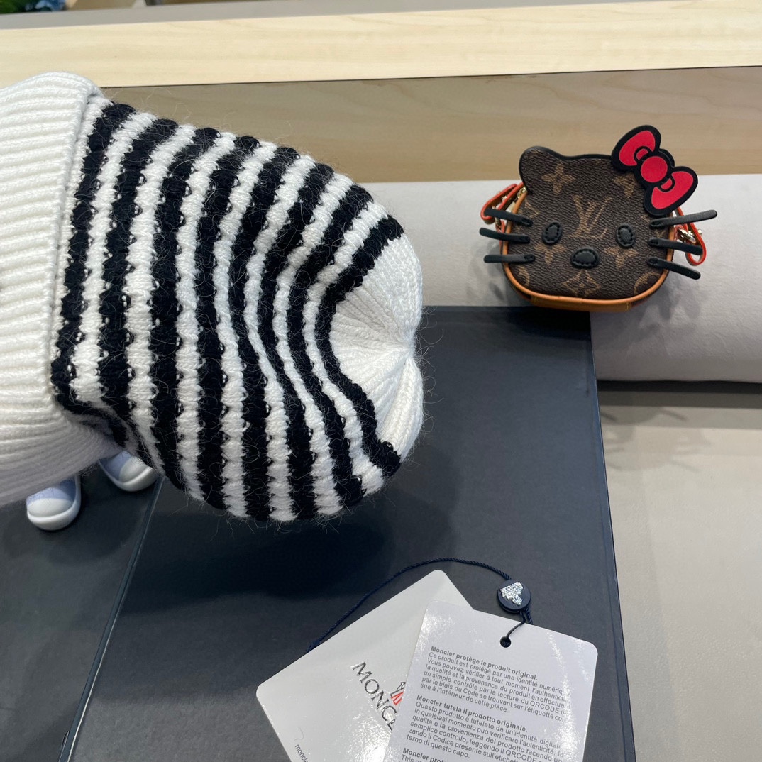  moncler女士针织格子羊绒帽保暖宽檐圆顶银丝帽时尚新款帽子现货