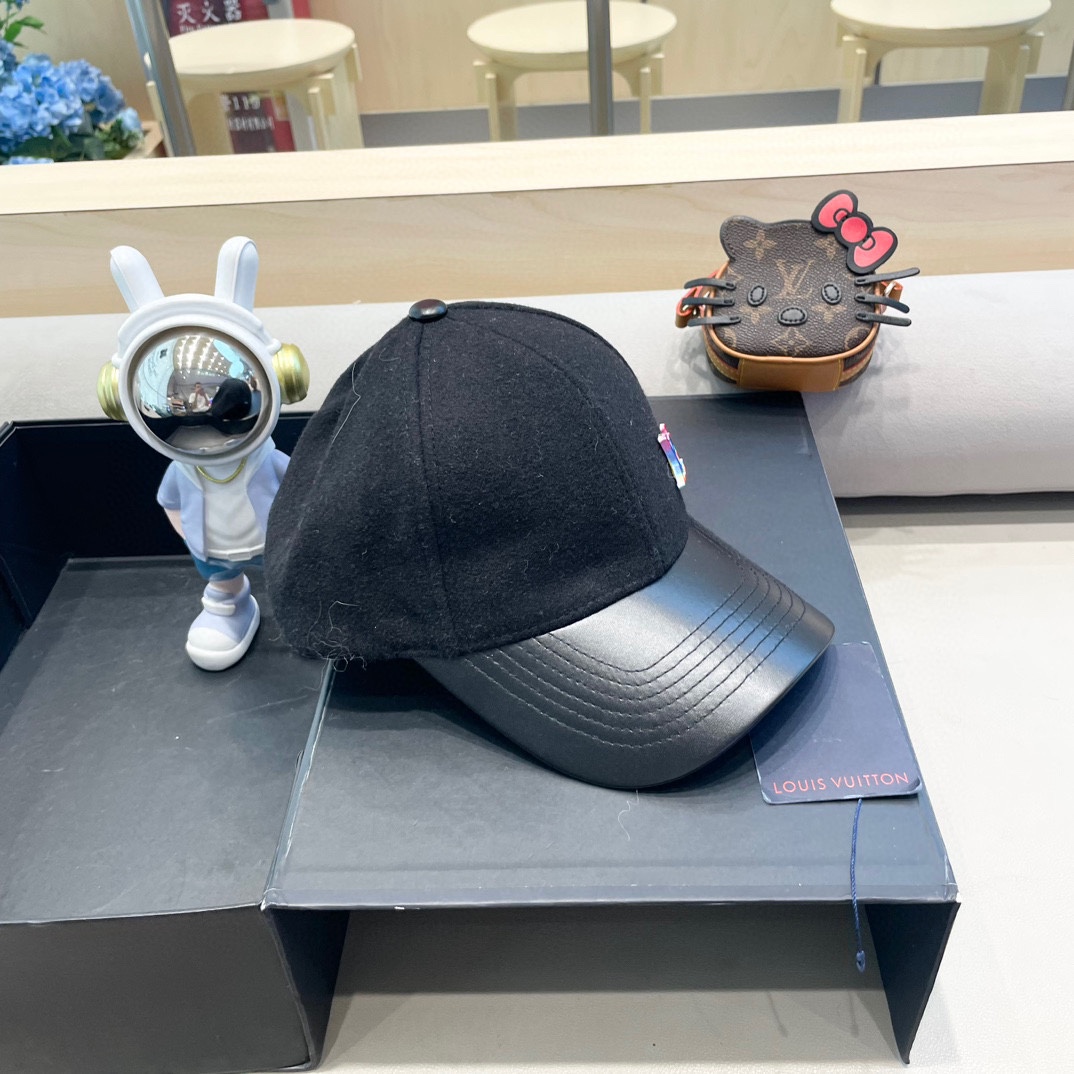   LV路易威登经典原单棒球帽，经典老花，11开模订制，原版专柜PU皮革+头层牛皮包边，长年爆版，质量超