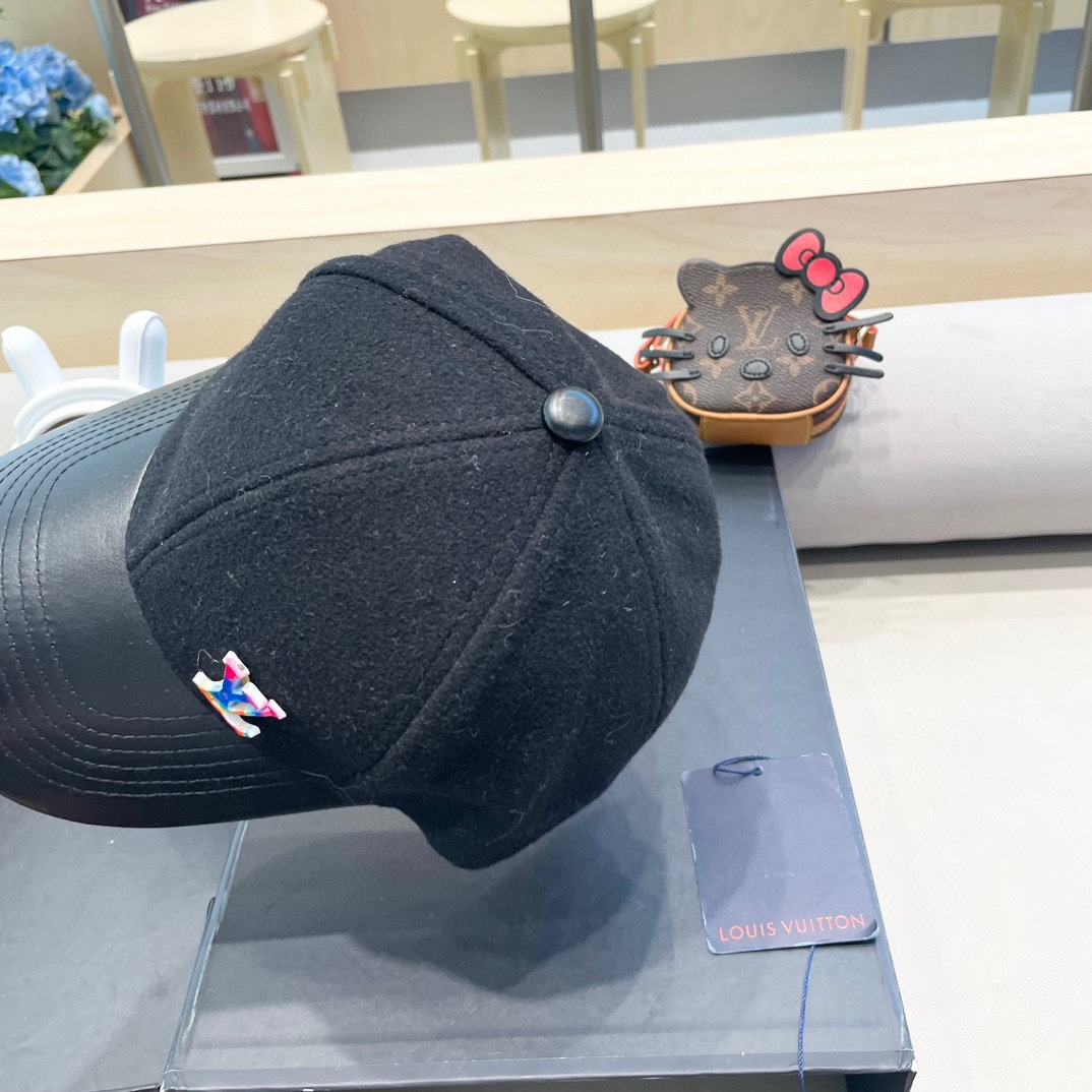   LV路易威登经典原单棒球帽，经典老花，11开模订制，原版专柜PU皮革+头层牛皮包边，长年爆版，质量超