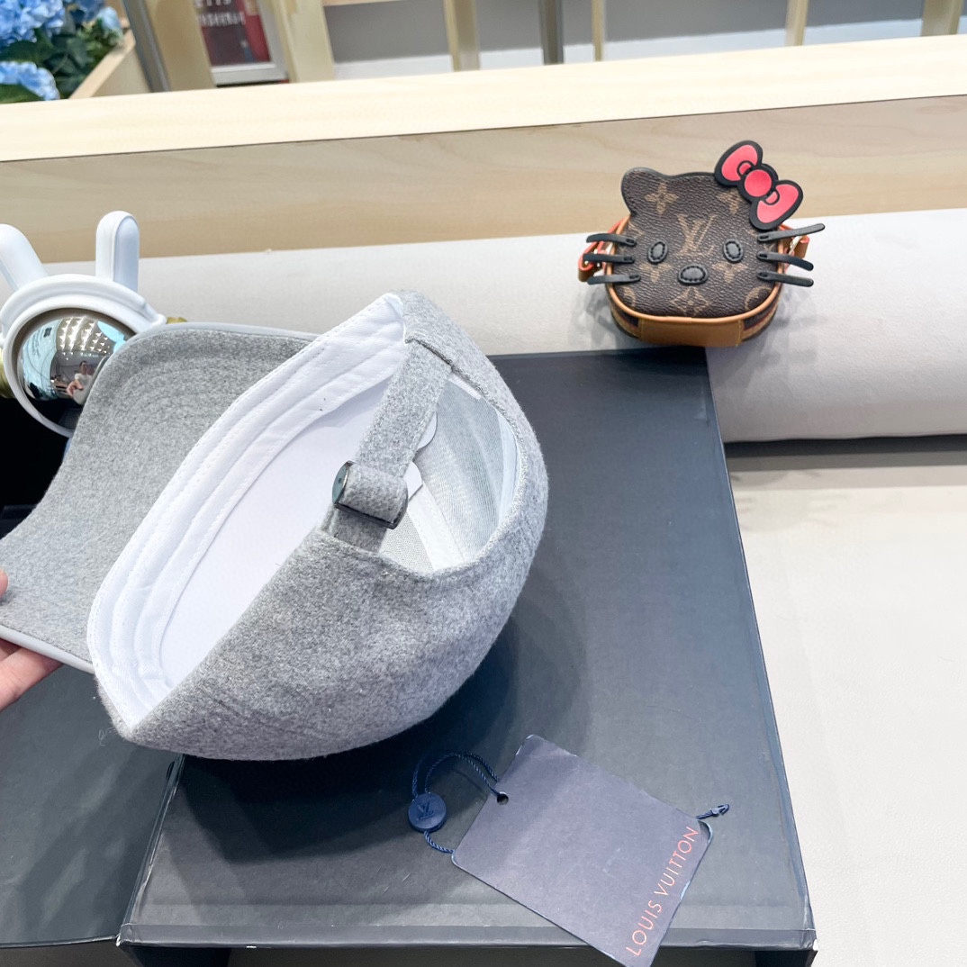   LV路易威登经典原单棒球帽，经典老花，11开模订制，原版专柜PU皮革+头层牛皮包边，长年爆版，质量超