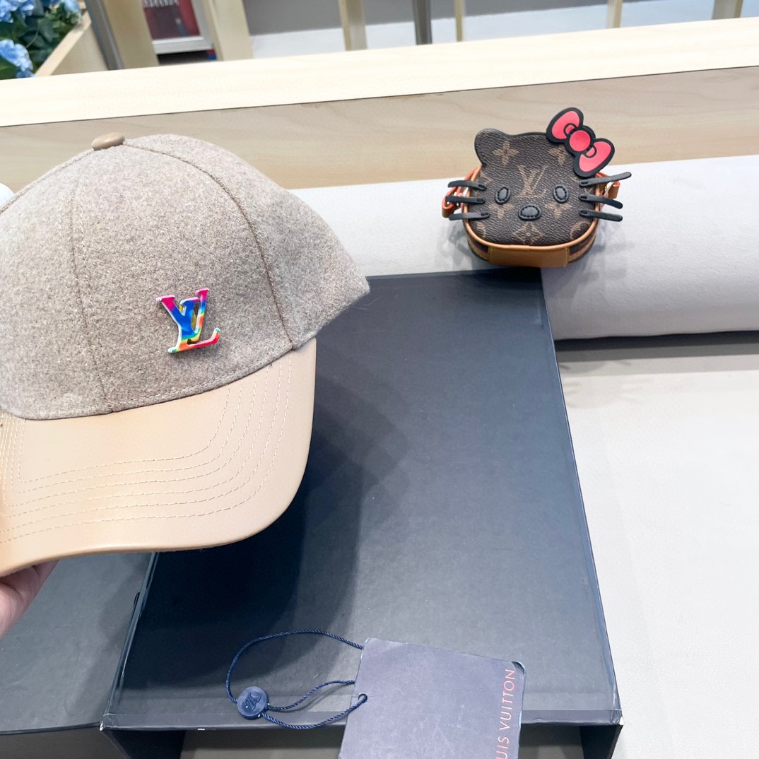   LV路易威登经典原单棒球帽，经典老花，11开模订制，原版专柜PU皮革+头层牛皮包边，长年爆版，质量超