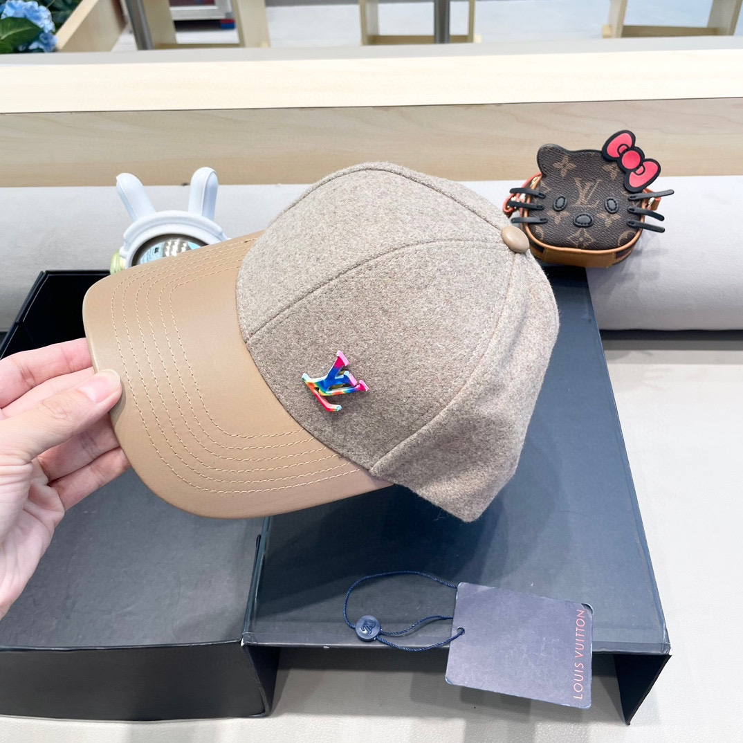   LV路易威登经典原单棒球帽，经典老花，11开模订制，原版专柜PU皮革+头层牛皮包边，长年爆版，质量超