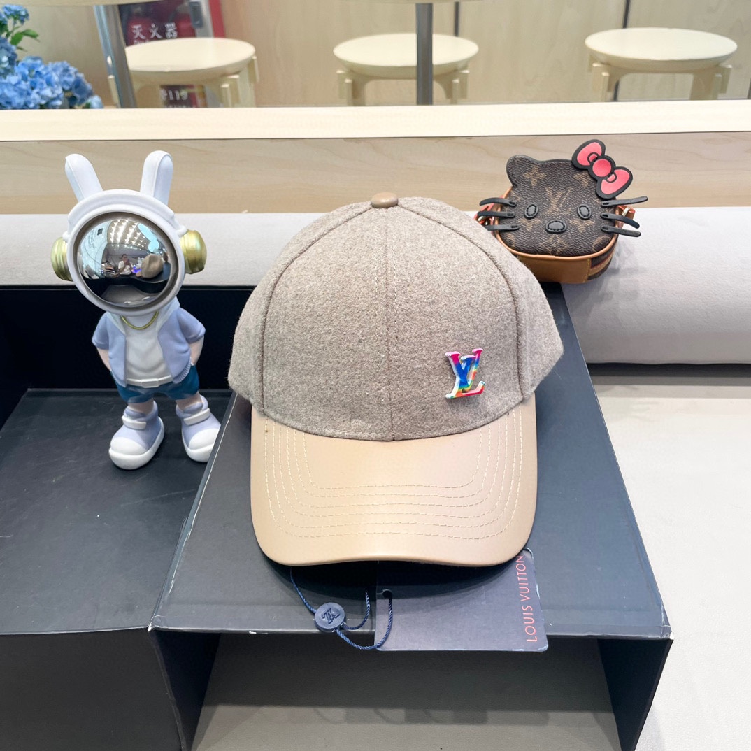   LV路易威登经典原单棒球帽，经典老花，11开模订制，原版专柜PU皮革+头层牛皮包边，长年爆版，质量超