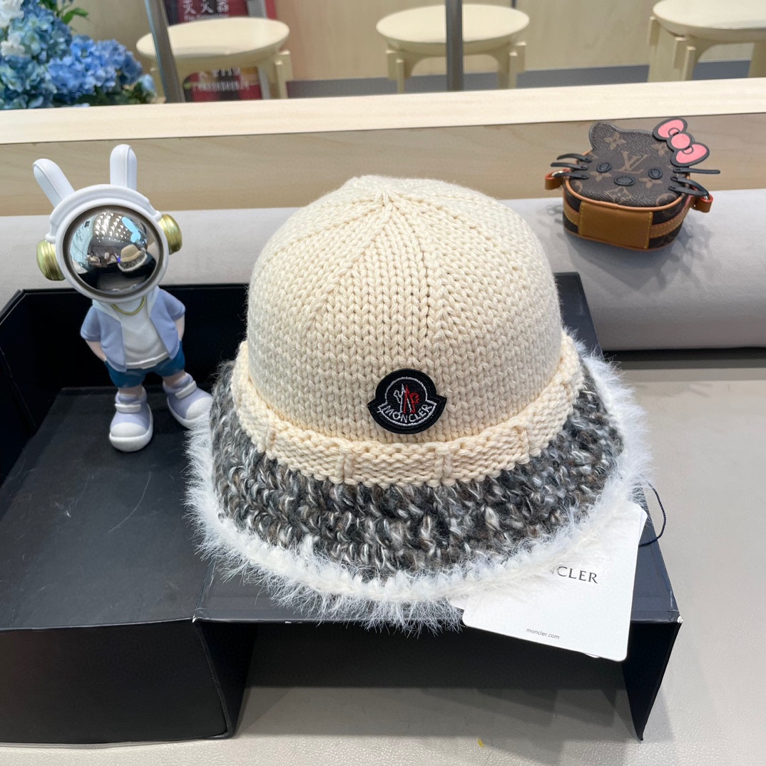 MONCLER蒙口复古针织毛边渔夫帽子女秋冬保暖拼色毛线针织盆帽潮