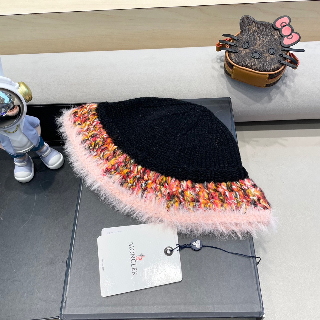 MONCLER蒙口复古针织毛边渔夫帽子女秋冬保暖拼色毛线针织盆帽潮