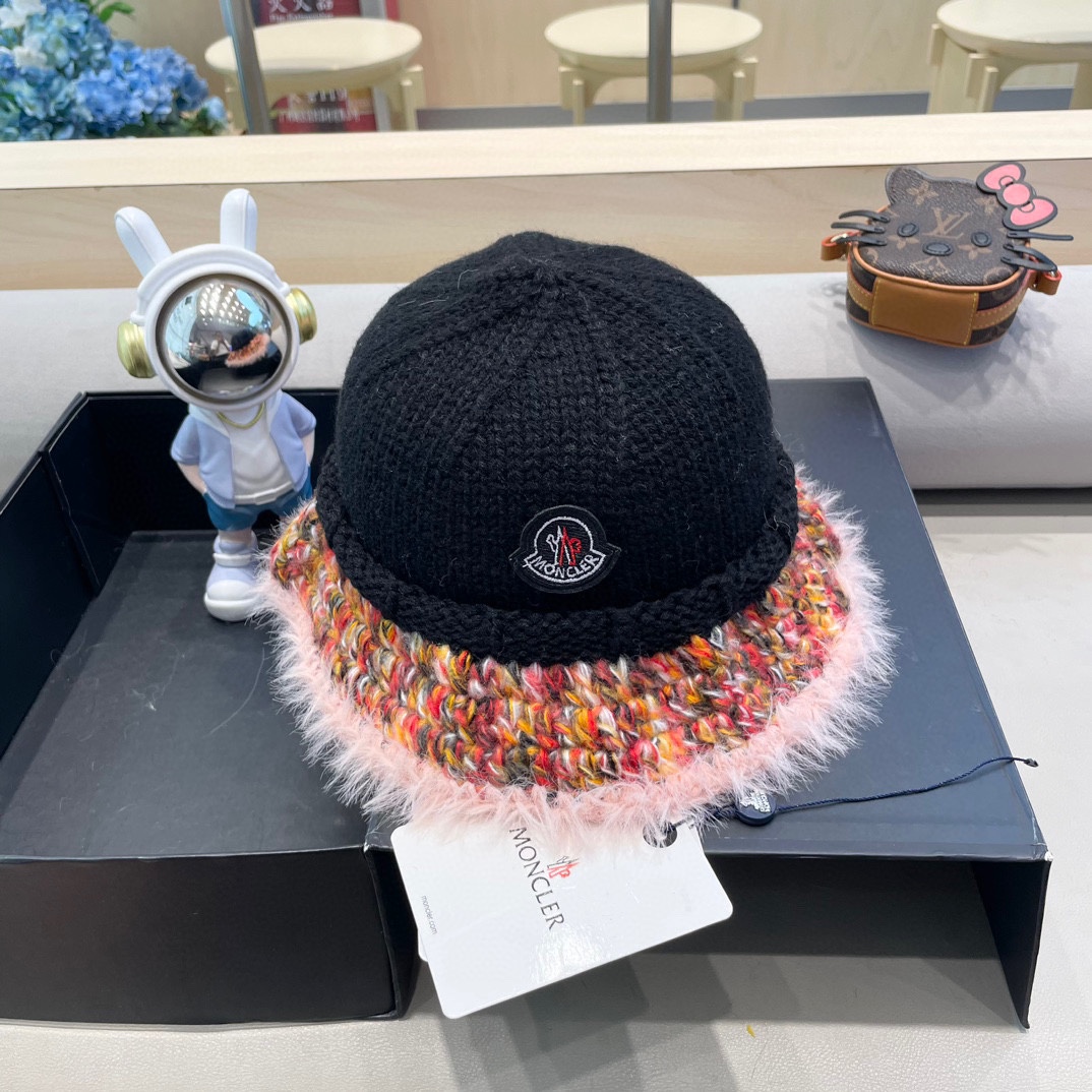 MONCLER蒙口复古针织毛边渔夫帽子女秋冬保暖拼色毛线针织盆帽潮