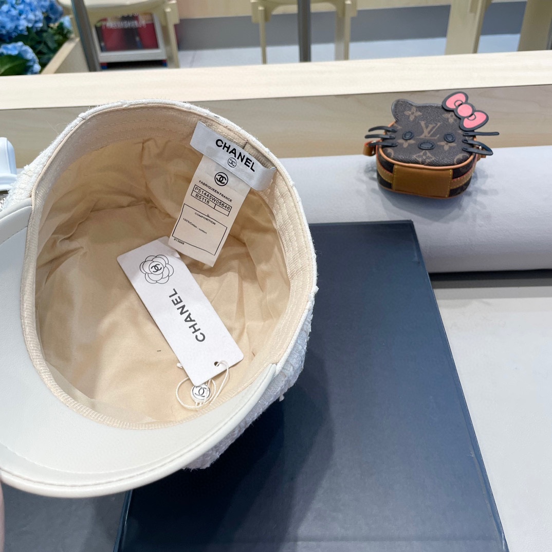 Chanel香奈儿小香风秋冬鸭舌帽女黑色休闲复古画家贝雷帽显脸小云朵八角帽