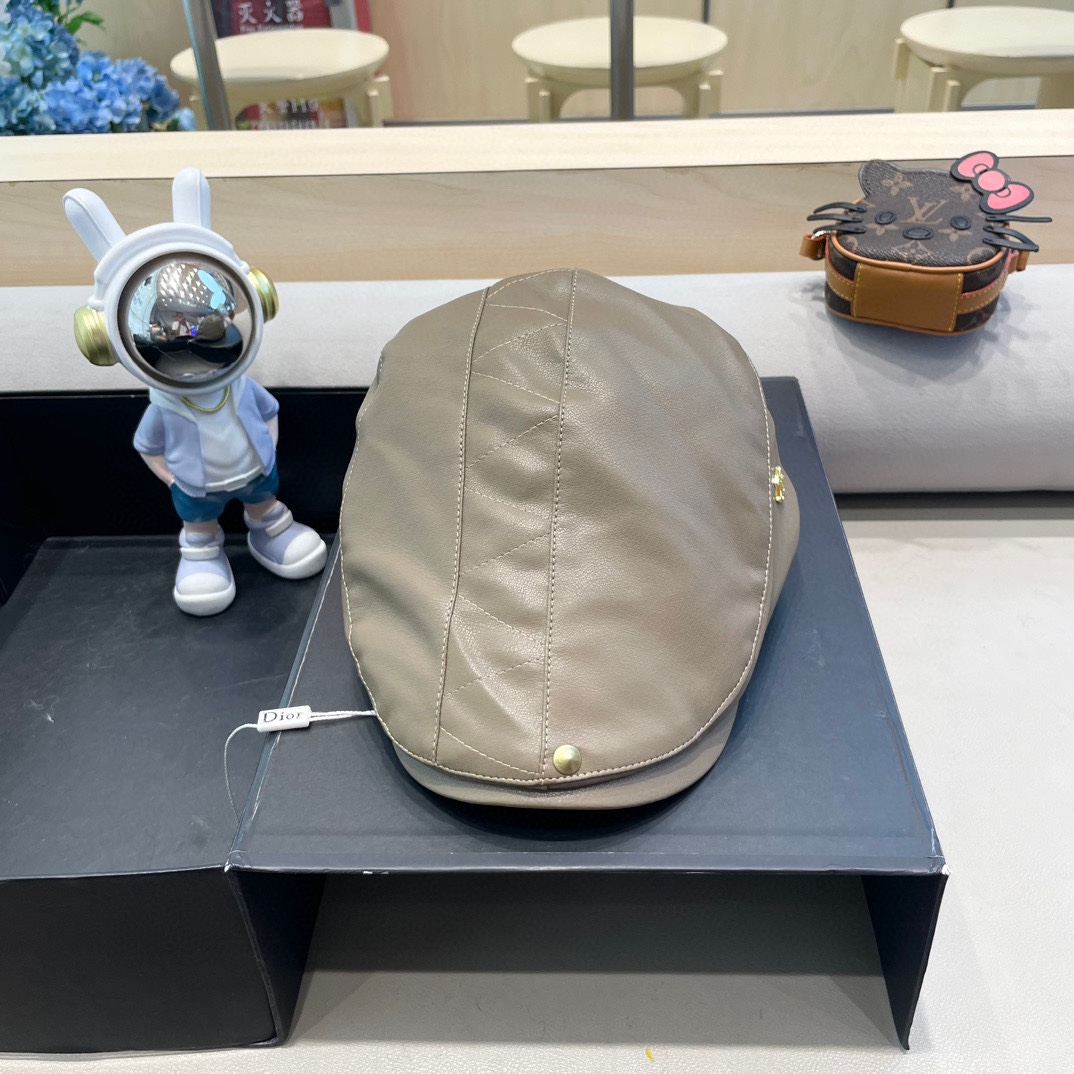 DIOR迪奥美式小众设计品牌百搭皮质画家帽贝雷帽子女春秋时尚潮复古前进帽