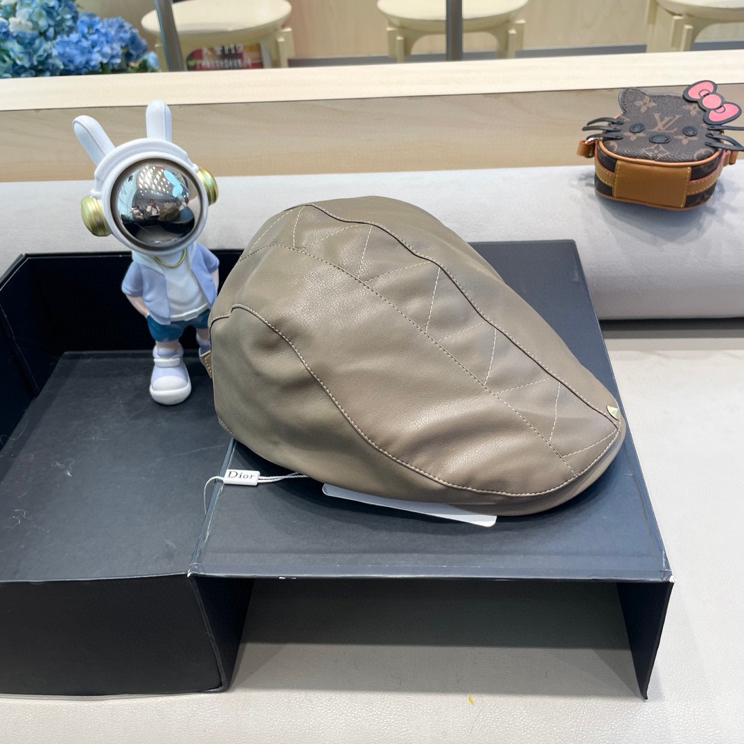 DIOR迪奥美式小众设计品牌百搭皮质画家帽贝雷帽子女春秋时尚潮复古前进帽
