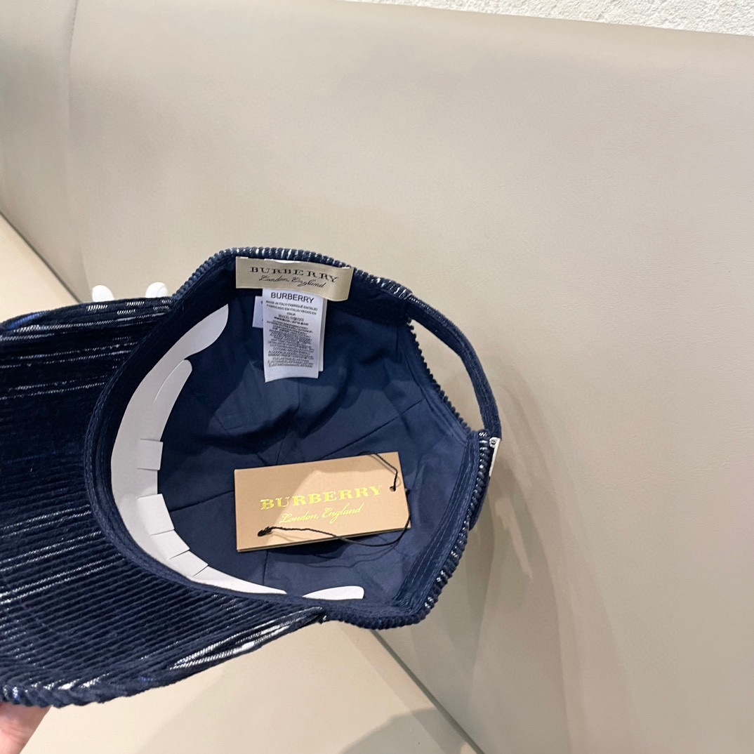 Burberry巴宝莉原单棒球帽专柜热卖款暗纹骑士1:1开模订制帆布面料纯棉内里轻盈透气完美版型对格精准