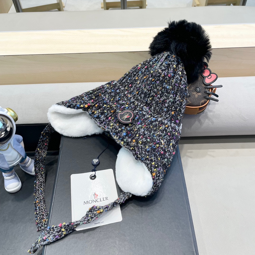 moncler2024新款帽子女保暖加绒时尚防风护耳毛绒帽子户外加厚雪地毛球帽
