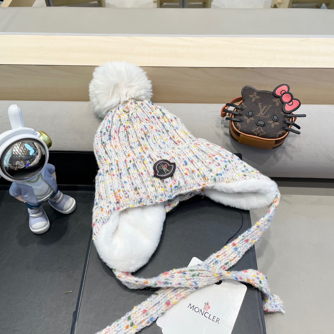 moncler2024新款帽子女保暖加绒时尚防风护耳毛绒帽子户外加厚雪地毛球帽
