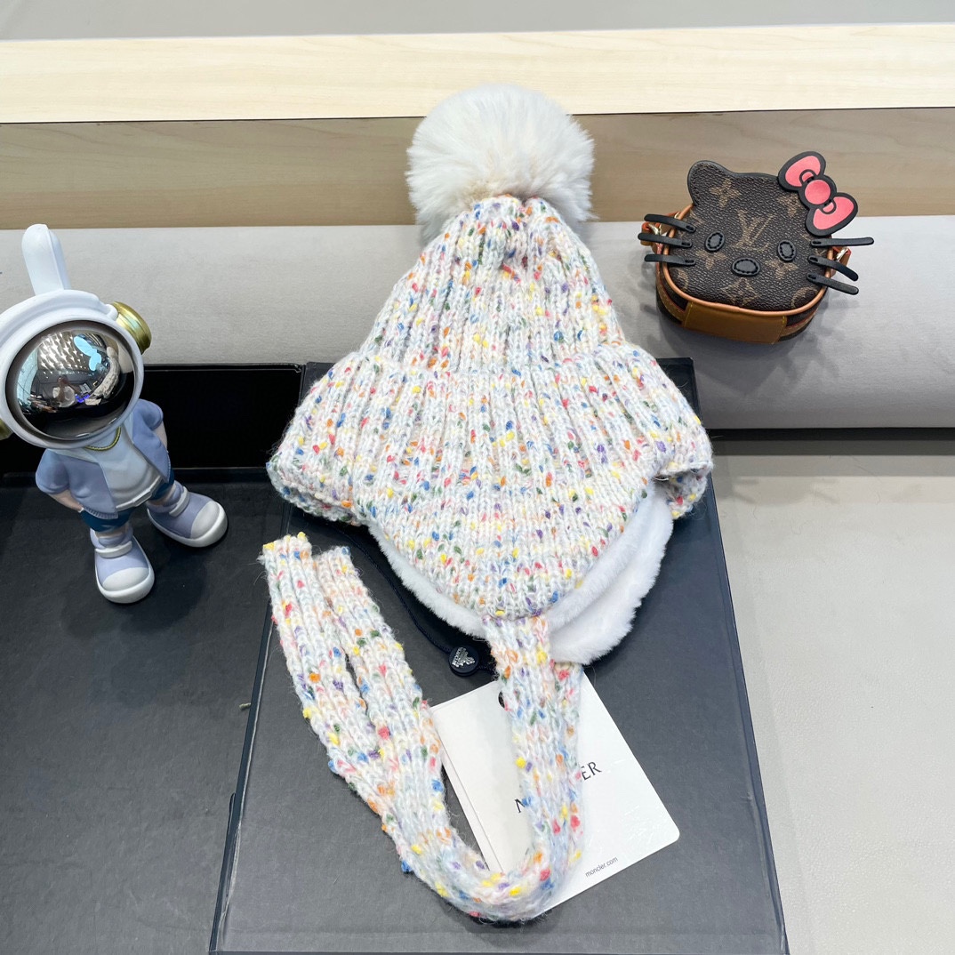 moncler2024新款帽子女保暖加绒时尚防风护耳毛绒帽子户外加厚雪地毛球帽