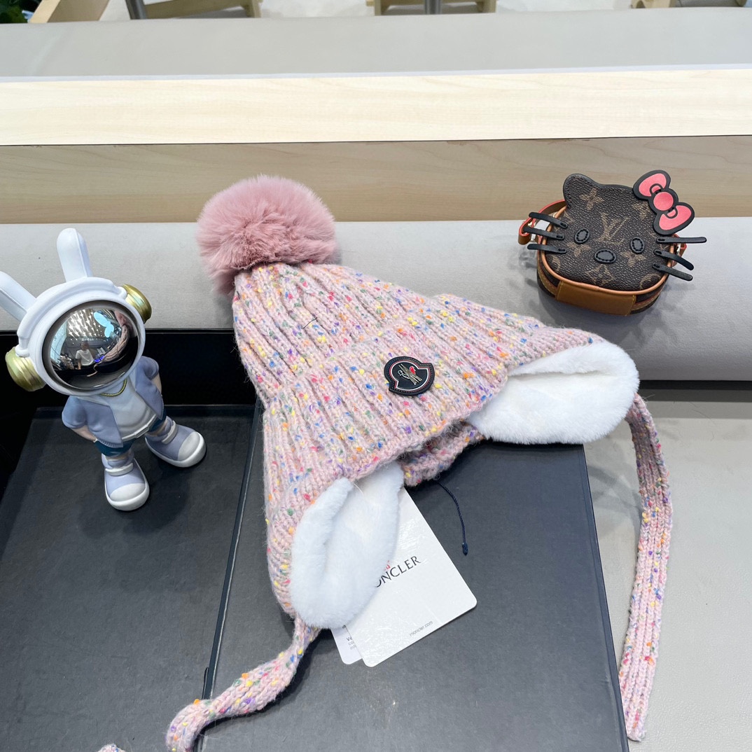 moncler2024新款帽子女保暖加绒时尚防风护耳毛绒帽子户外加厚雪地毛球帽