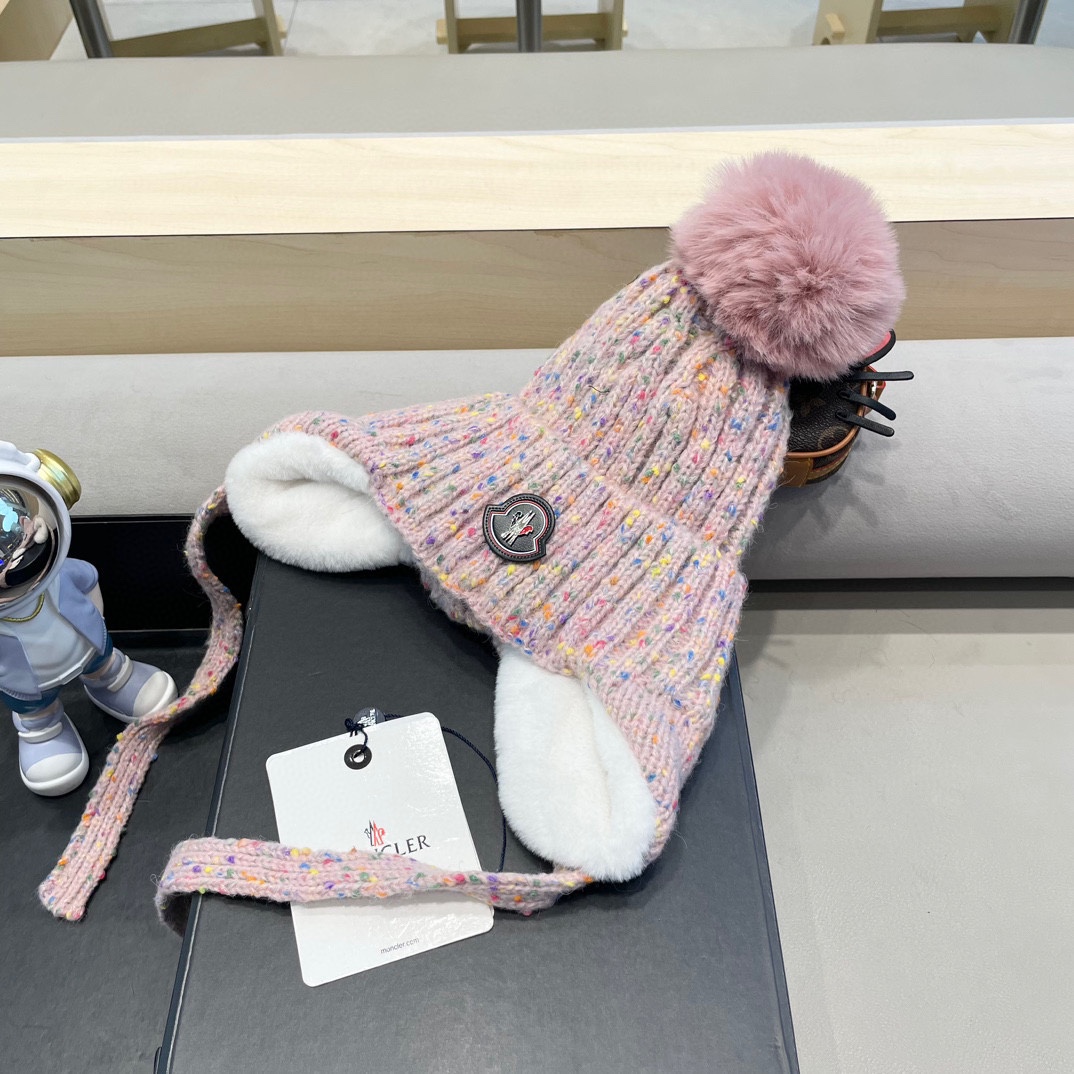 moncler2024新款帽子女保暖加绒时尚防风护耳毛绒帽子户外加厚雪地毛球帽
