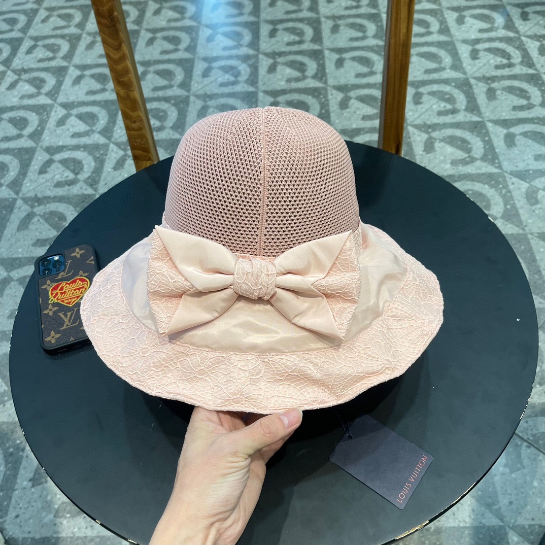  LouisVuitton路易威登 韩版新款帽子女蕾丝花边蝴蝶结彩胶防晒遮阳帽夏季针织网眼太阳帽