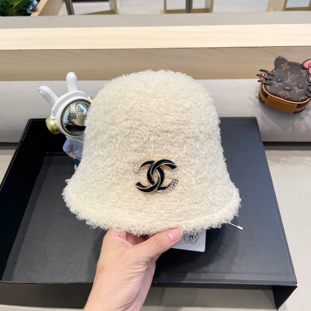 Chanel韩版纯色羊羔毛渔夫帽女秋冬季日系时尚百搭水桶帽保暖防寒盆帽子
