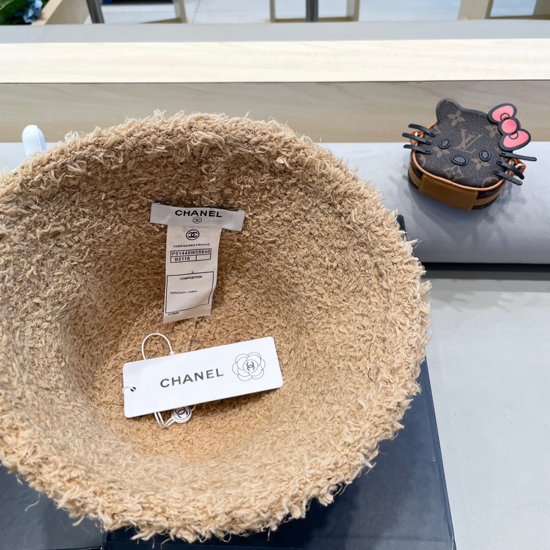 Chanel韩版纯色羊羔毛渔夫帽女秋冬季日系时尚百搭水桶帽保暖防寒盆帽子