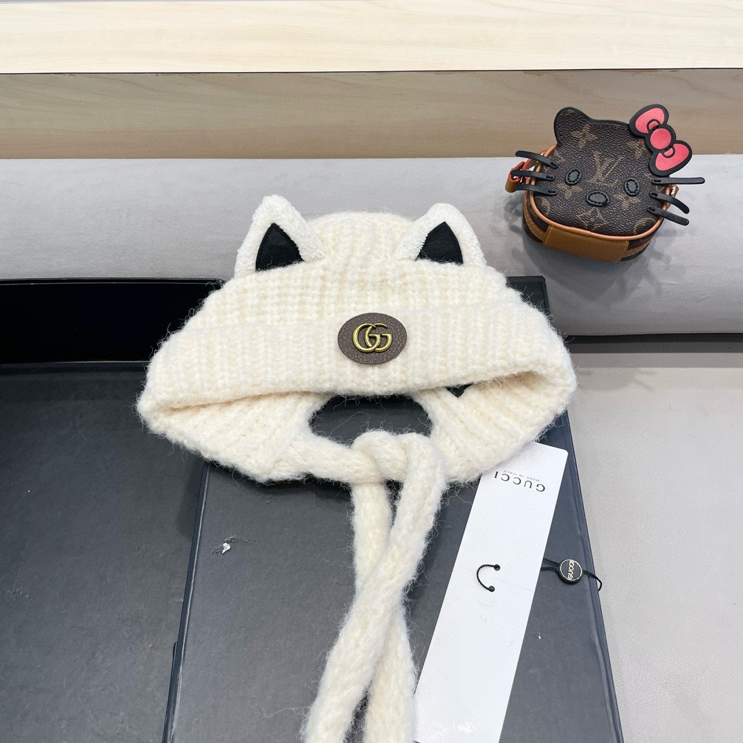  GUCCI古奇猫耳朵针织帽秋冬季保暖毛线帽韩版可爱长辫子休闲护耳帽 GUCCI古奇猫耳朵针织帽秋冬季保