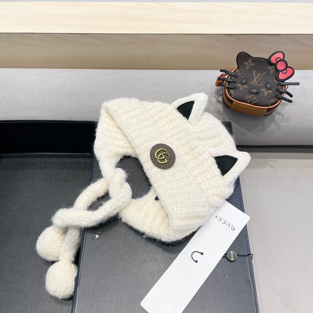  GUCCI古奇猫耳朵针织帽秋冬季保暖毛线帽韩版可爱长辫子休闲护耳帽 GUCCI古奇猫耳朵针织帽秋冬季保