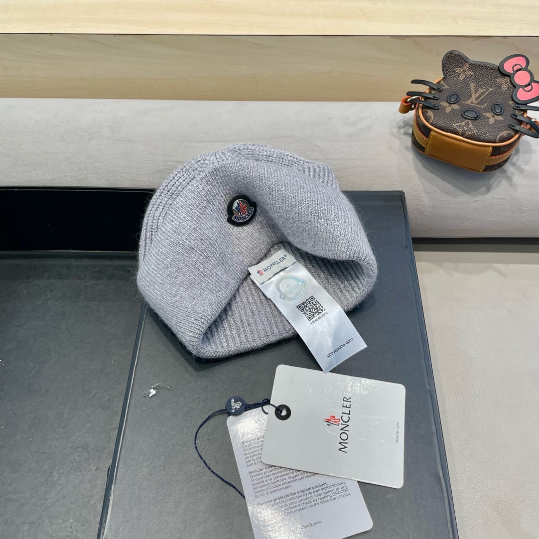  蒙口Moncler盟可睐💥官网经典针织帽，原单复刻.非常柔软亲肤，弹性很好💓有质感又非常百搭的款式~保