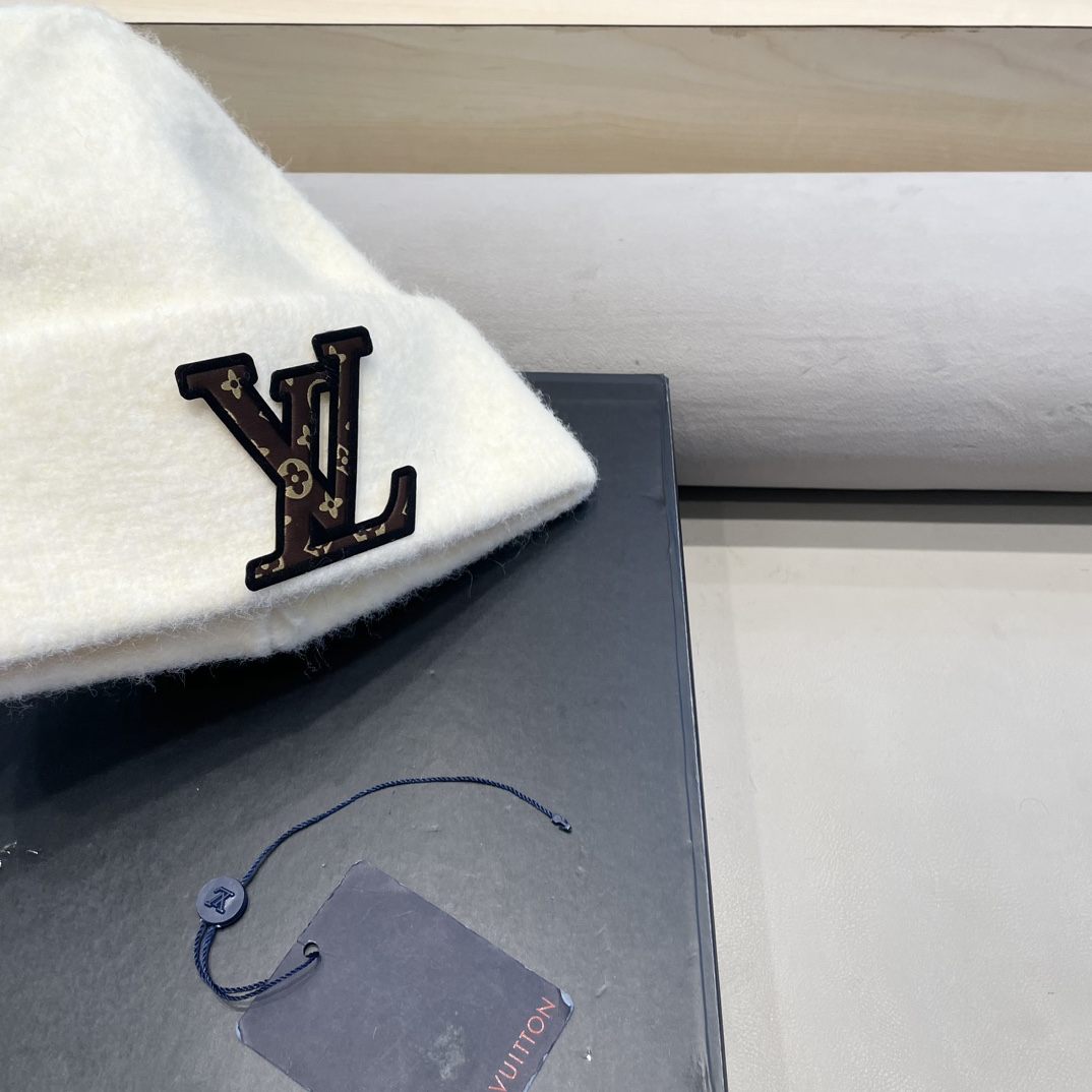 lv路易威登秋冬款羊毛混纺针织帽子女大头围堆堆帽百搭双层保暖加厚