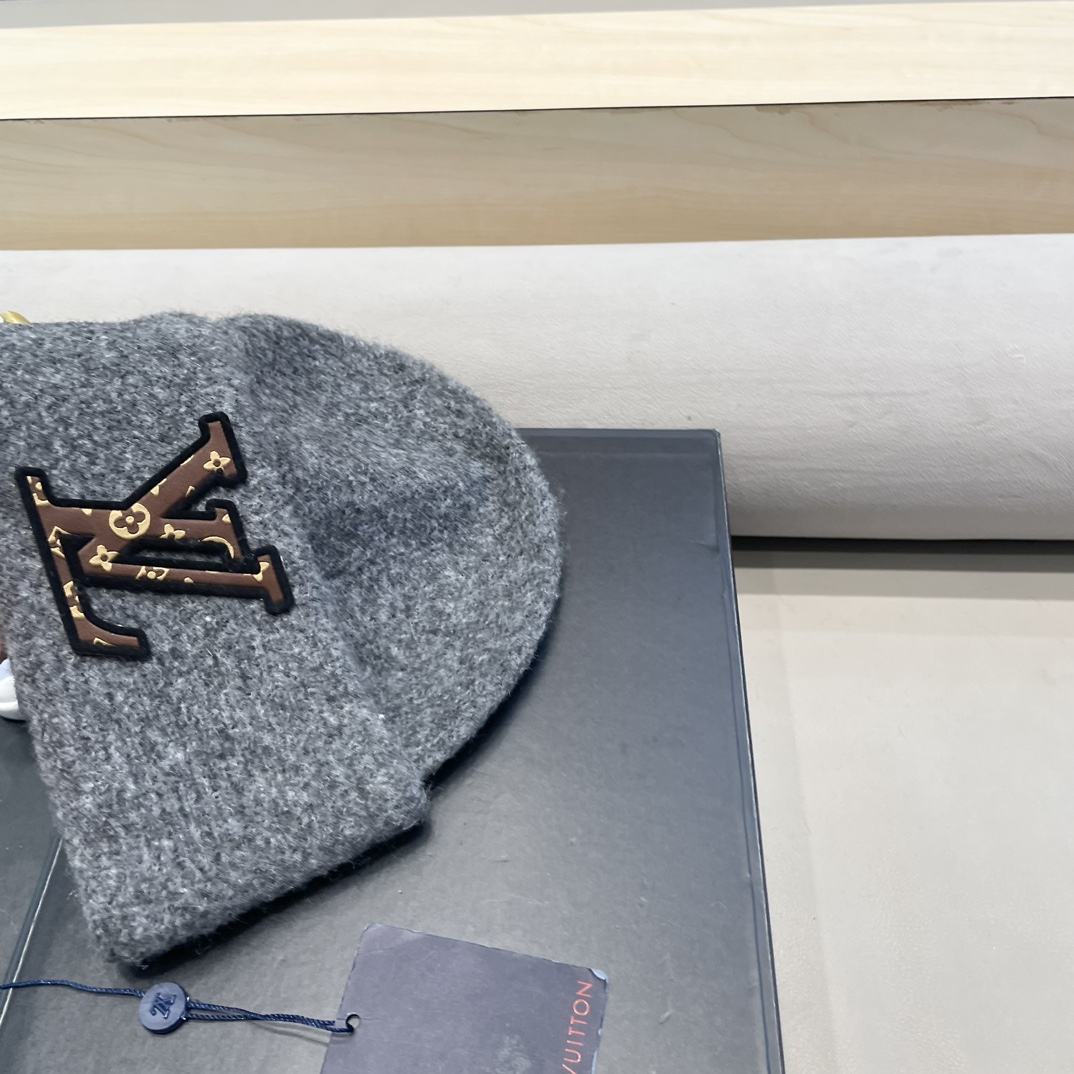 lv路易威登秋冬款羊毛混纺针织帽子女大头围堆堆帽百搭双层保暖加厚