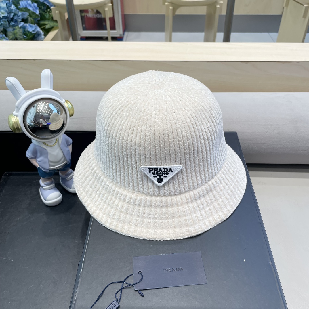 普拉达Prada纯色针织雪尼尔渔夫帽女大檐秋冬百搭休闲韩版显脸小网红水桶盆帽