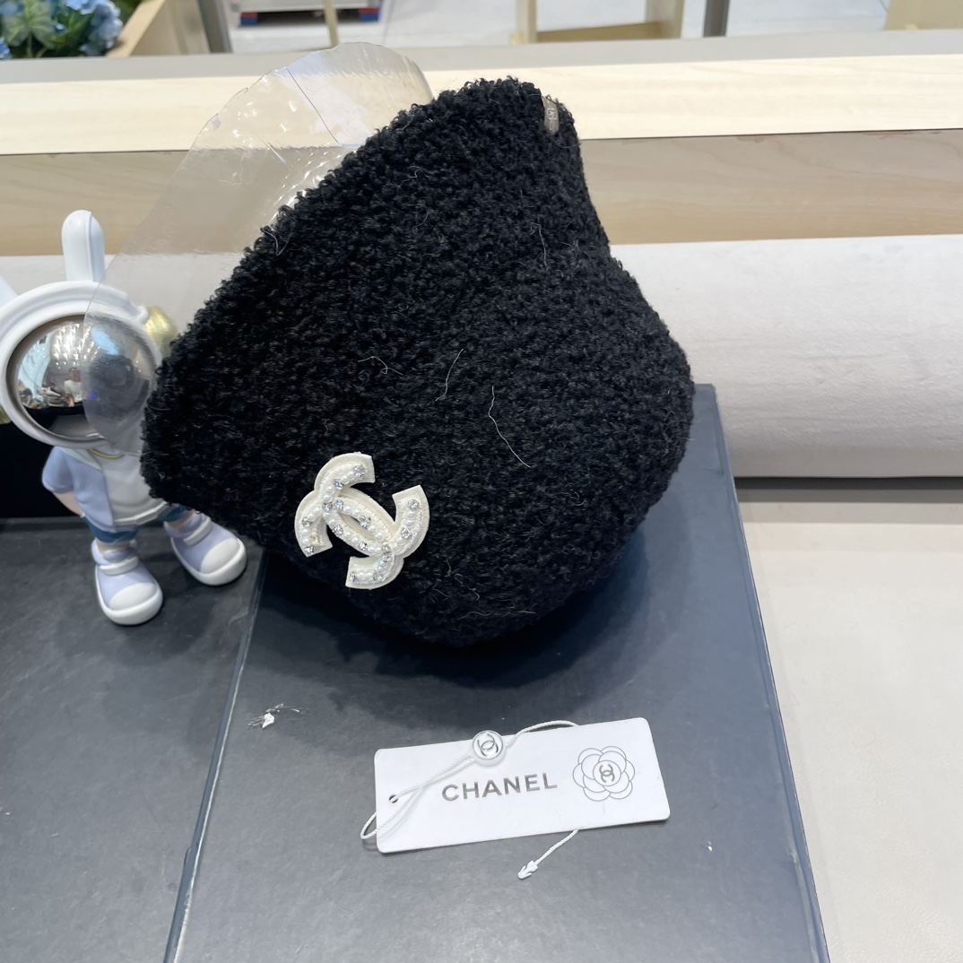 Chanel羊羔绒帽子女冬款2024新款渔夫帽女士秋冬季毛绒百搭防寒保暖盆帽