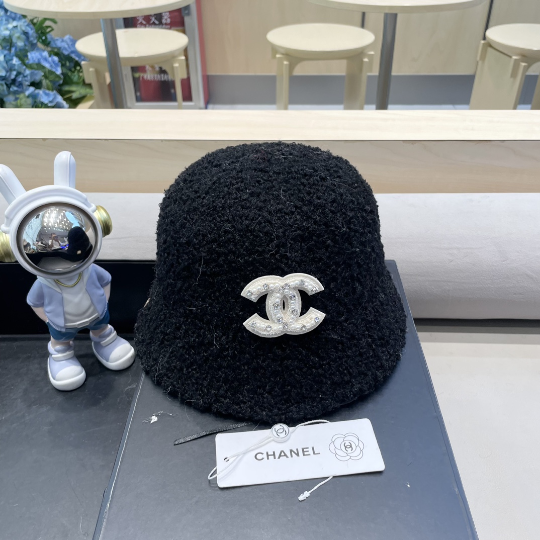 Chanel羊羔绒帽子女冬款2024新款渔夫帽女士秋冬季毛绒百搭防寒保暖盆帽