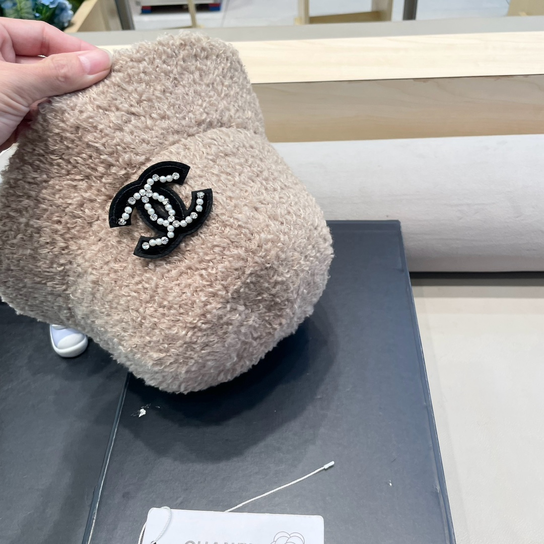 Chanel羊羔绒帽子女冬款2024新款渔夫帽女士秋冬季毛绒百搭防寒保暖盆帽