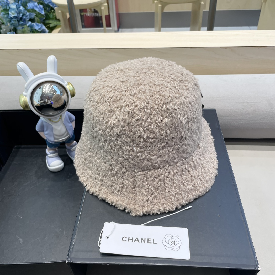 Chanel羊羔绒帽子女冬款2024新款渔夫帽女士秋冬季毛绒百搭防寒保暖盆帽