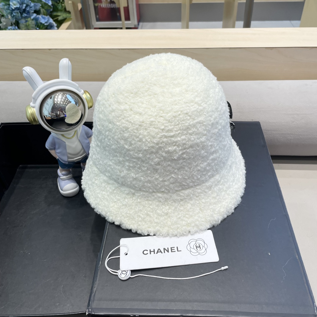 Chanel羊羔绒帽子女冬款2024新款渔夫帽女士秋冬季毛绒百搭防寒保暖盆帽