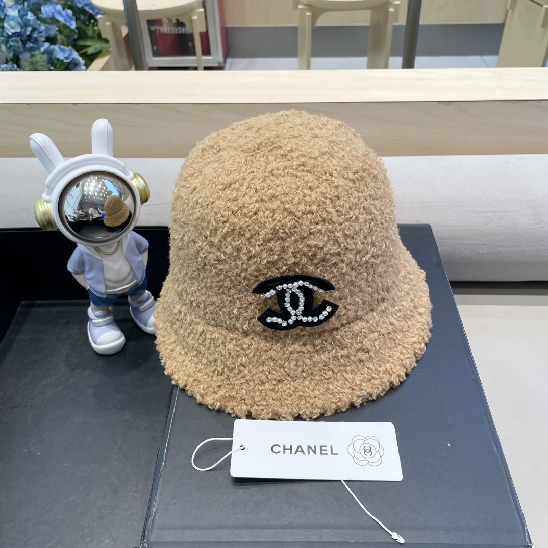 Chanel羊羔绒帽子女冬款2024新款渔夫帽女士秋冬季毛绒百搭防寒保暖盆帽