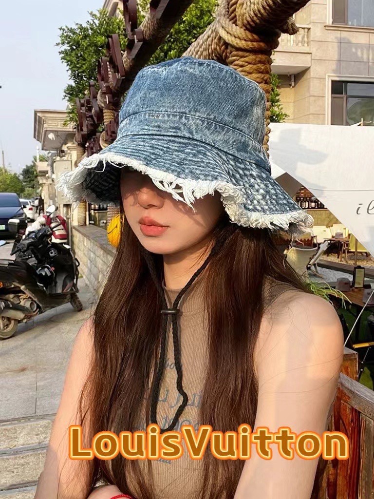 路易威登棒球帽LouisVuitton韩版时尚做旧水洗渔夫帽磨边做破潮遮阳防晒牛仔帽子女显脸小